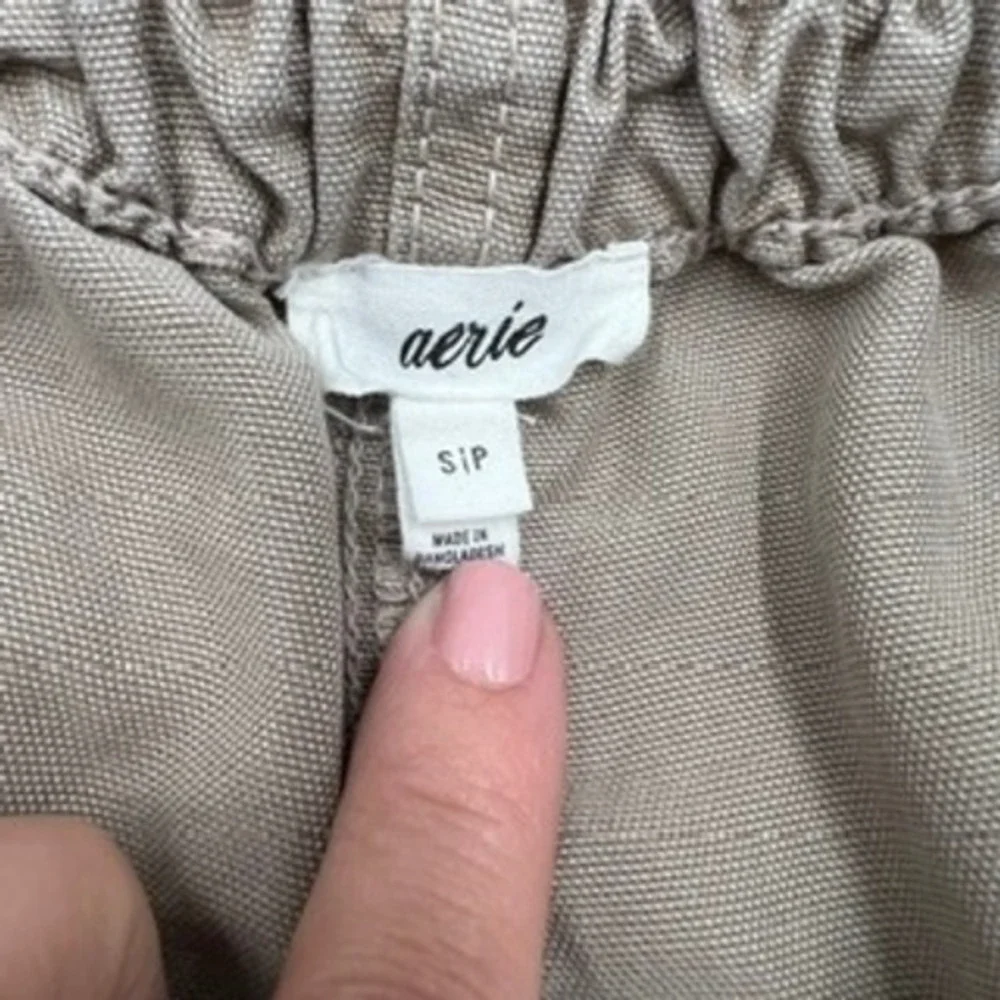 Aerie Women Small Khaki‎ Tan Paperbag Waist Utility Shorts Cotton Lyocell Blend